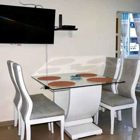 Apartamento Beautiful Near The In